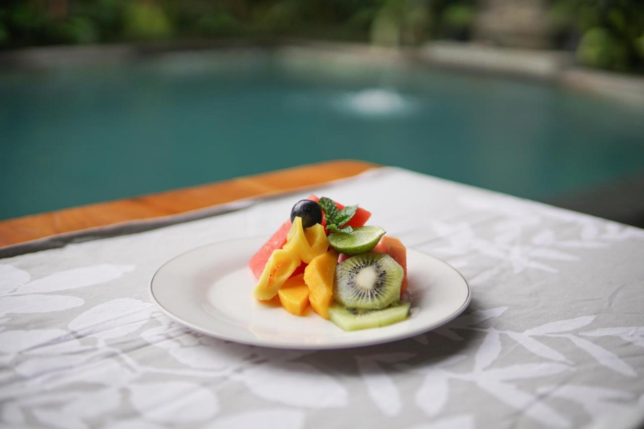 Narada Suite & Villa Ubud Exteriör bild