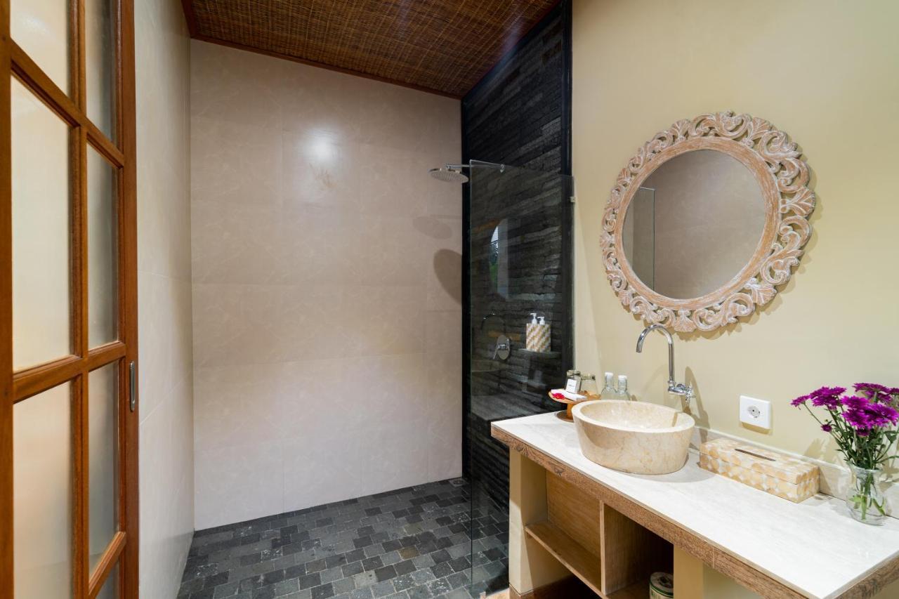 Narada Suite & Villa Ubud Exteriör bild