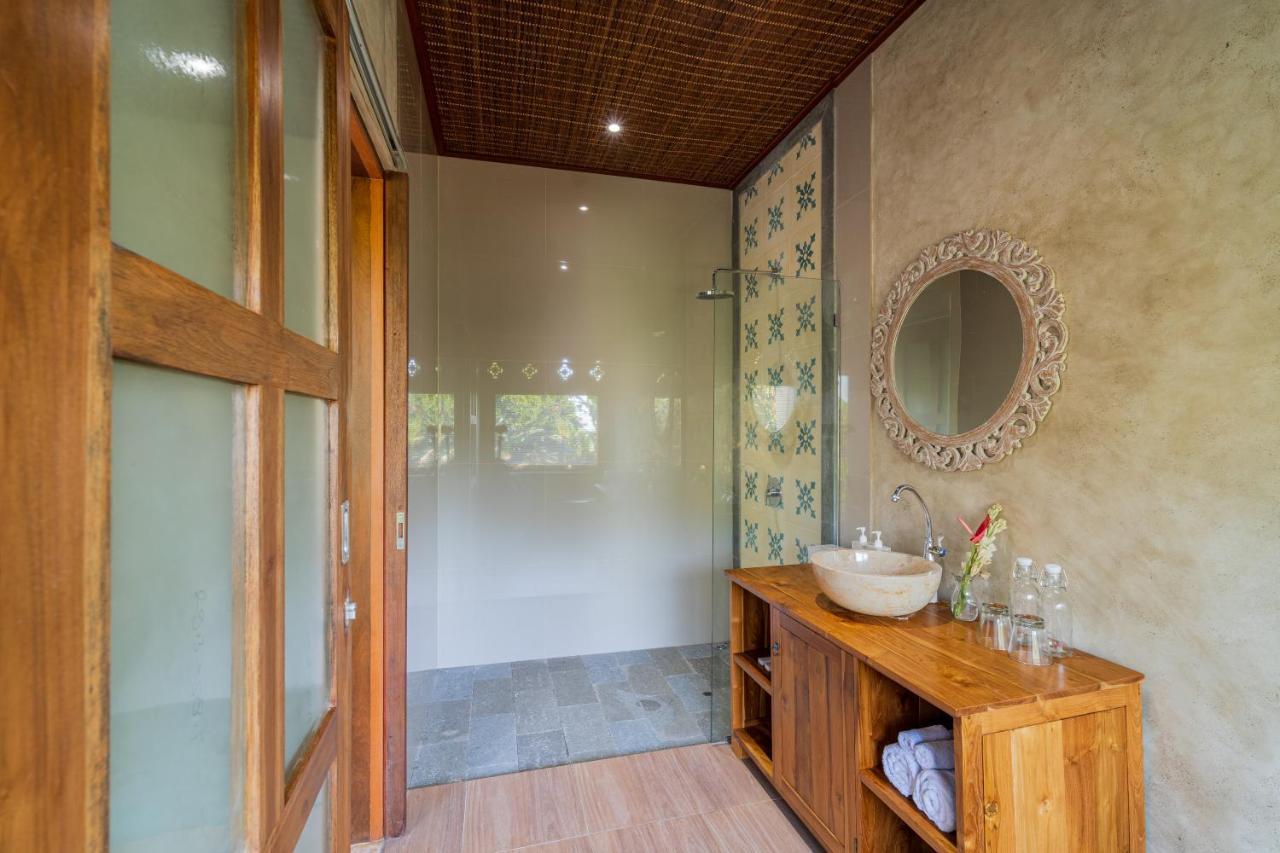 Narada Suite & Villa Ubud Exteriör bild
