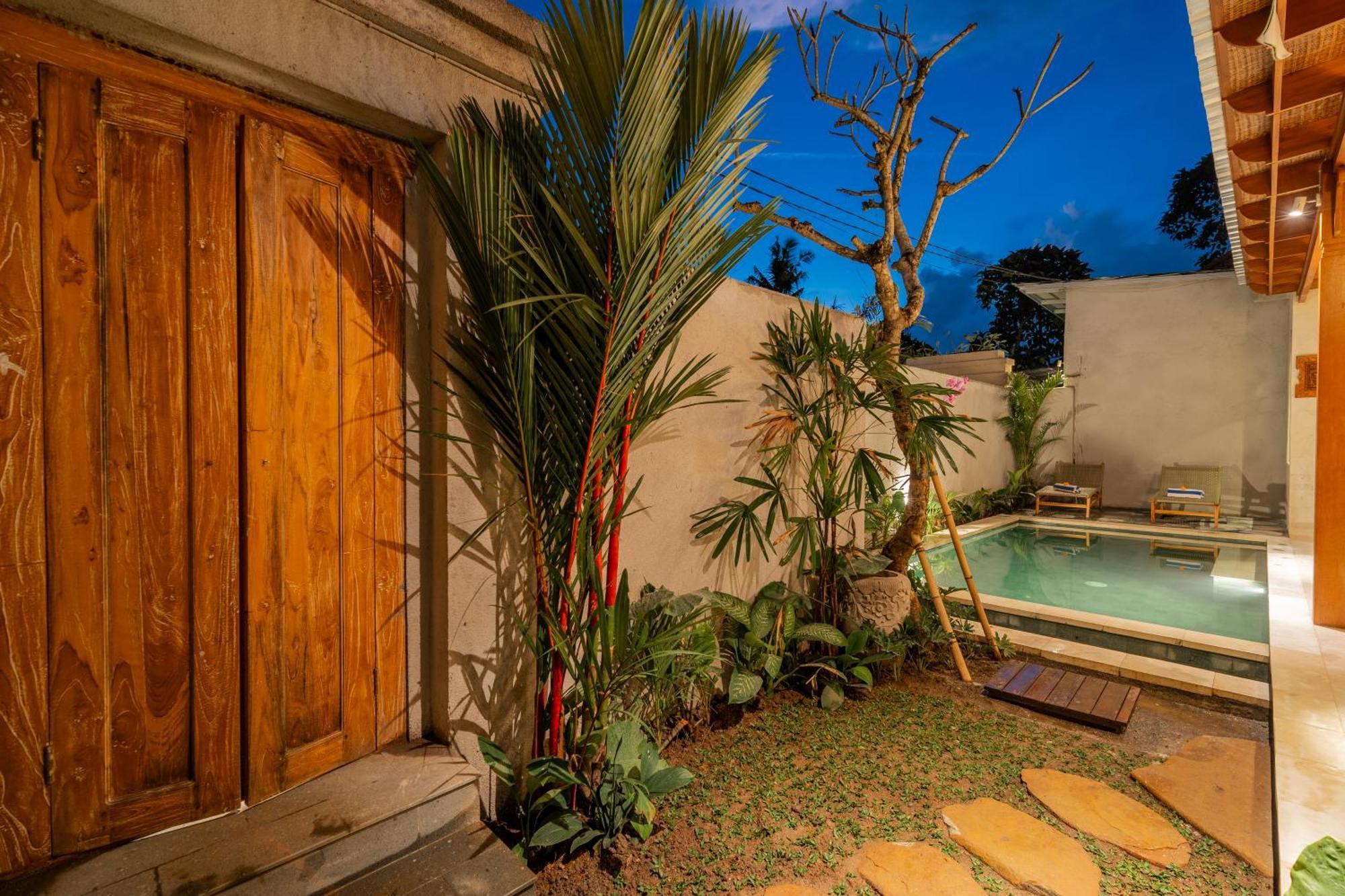 Narada Suite & Villa Ubud Exteriör bild